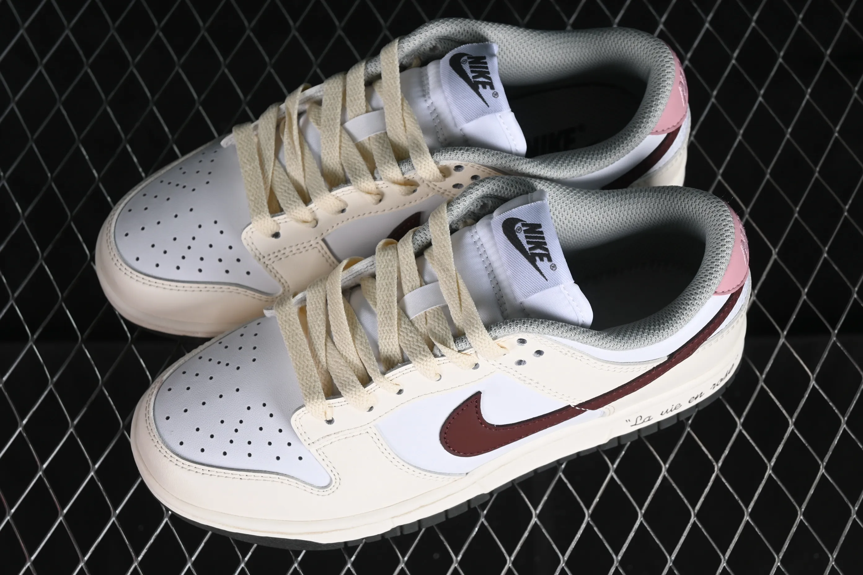 All categories Nk SB Dunk series Nk SB Dunk Low low-top sneakers Nk Dunk Low Valentine's Day limited SB low-top sports and leisure sneakers DD1503-117